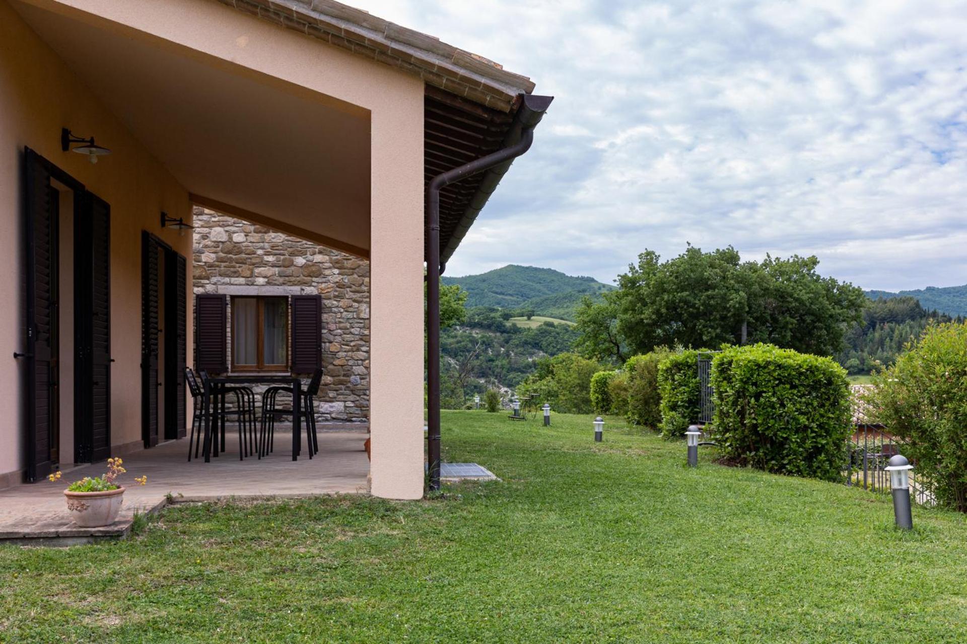 فيلا Relais Parco Del Subasio Piano Delle Pieve المظهر الخارجي الصورة