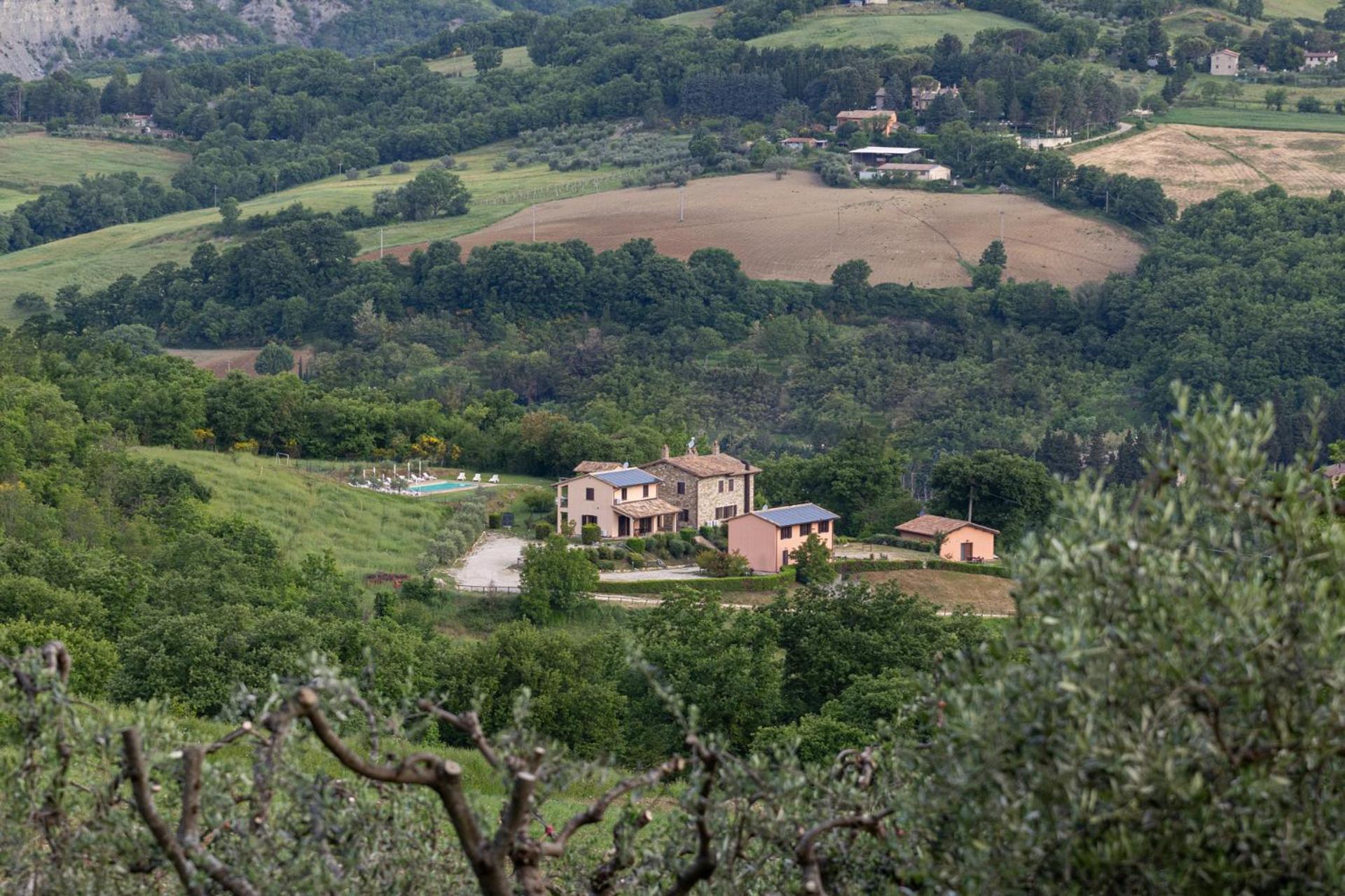 فيلا Relais Parco Del Subasio Piano Delle Pieve المظهر الخارجي الصورة
