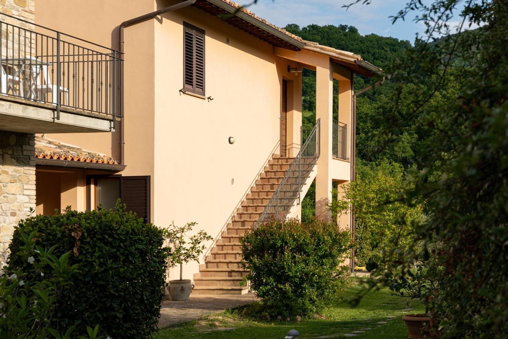 فيلا Relais Parco Del Subasio Piano Delle Pieve المظهر الخارجي الصورة